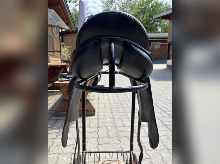 Karlslund B Sattel