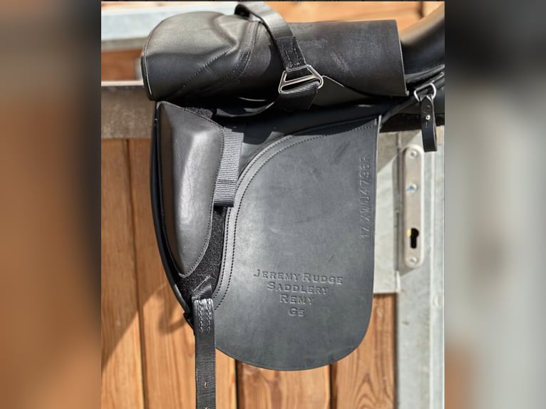 Kurzer Islandpferdesattel 40 cm,  17“ KW 34 Probeversand — Für breite Isländer — Töltsattel 