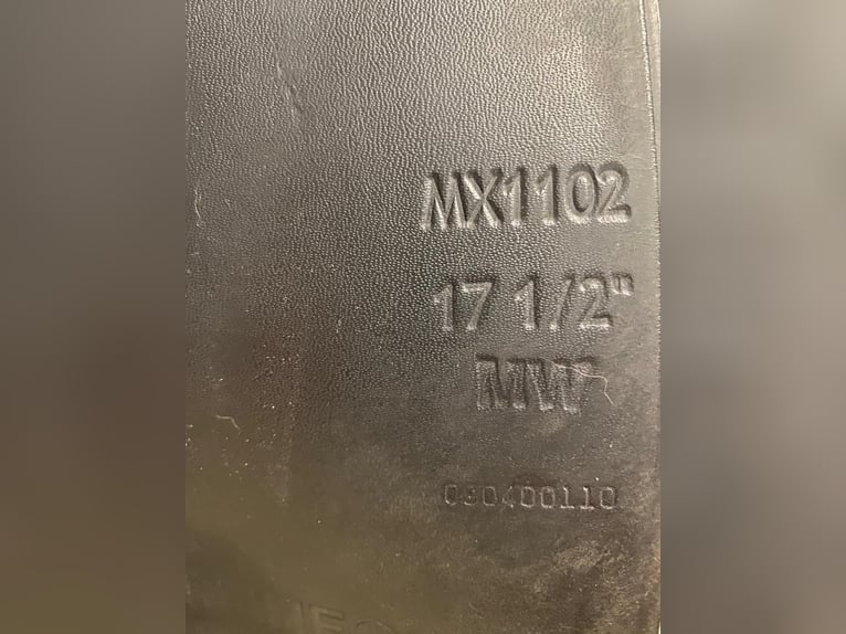 Sattel 17,5 Zoll schwarz cognac aus 1. Hand Stigur Maxhors