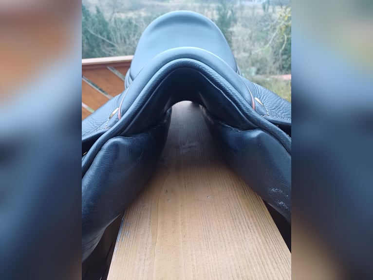 Sehr gepflegter PS Sattel Modell Vindur 17 Zoll 