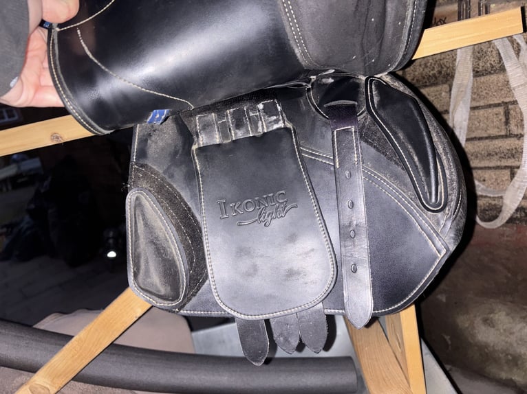 Ikonic Springsattel 16 zoll Ikonic Springsattel 16 zoll