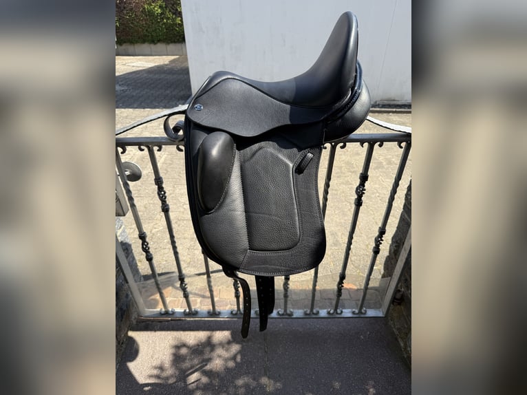 Louisa Köhne 16,5 Pony Dressursattel