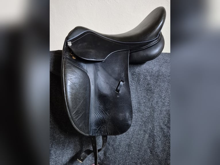 Massimo Basso Pony Dressursattel 16" KW 32 - kurzer Ponysattel
