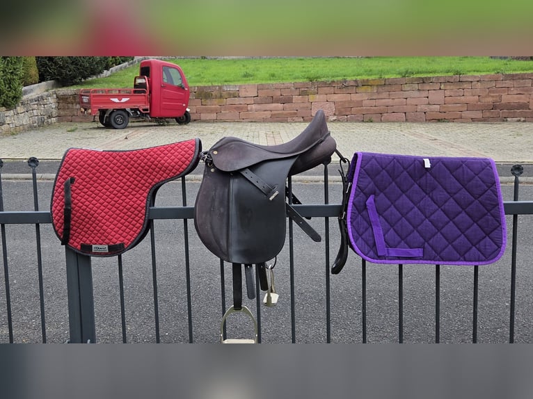 VS-Sattel Wintec 250 Start 15 Zoll für Shetty / Pony mit Zubehör