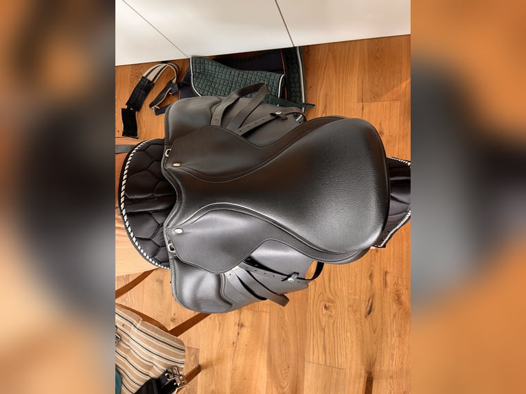 Wintec 500 Pony All Purpose mit Zubehör 