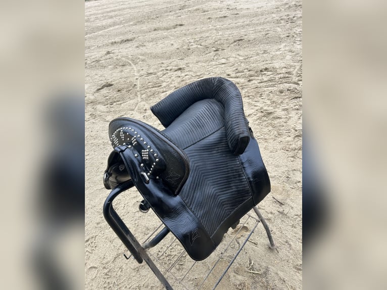 Biete zaldi Sattel