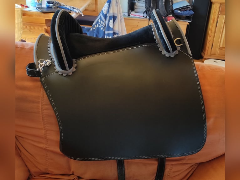 Hidalgo Caracas Spezial - fast neu