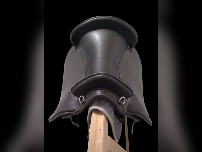 Hidalgo Valencia Spezial – Hochwertiger Sattel mit Lederbaum in Top-Zustand!