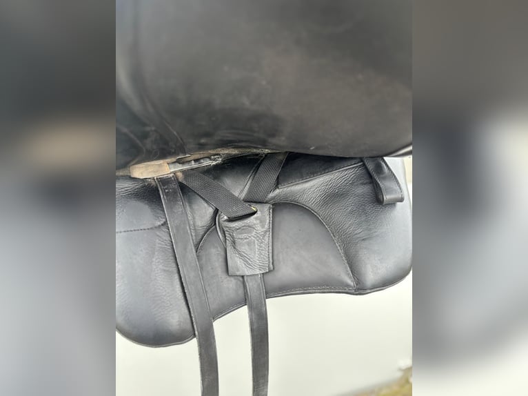 Iberosattel Dressage 3000 schwarz
