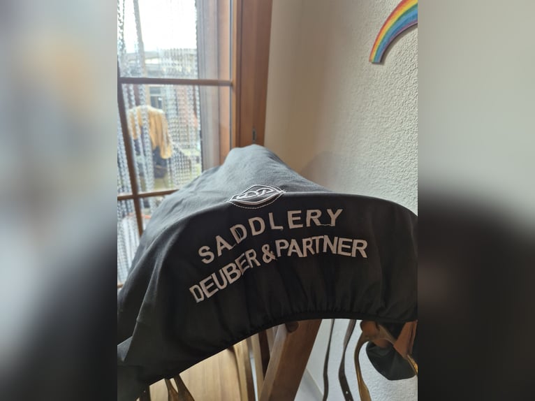 Neuer Deuber El Campo S3, hell mit wunderschöner Punzierung