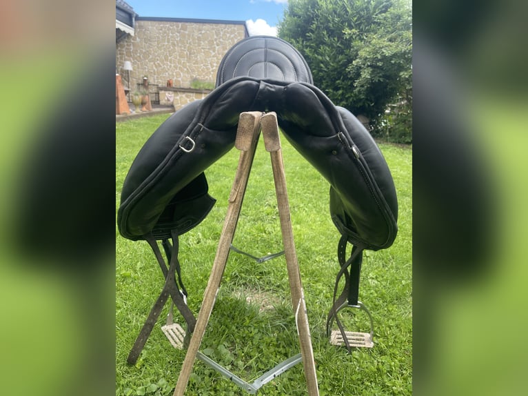 Signum Dressursattel