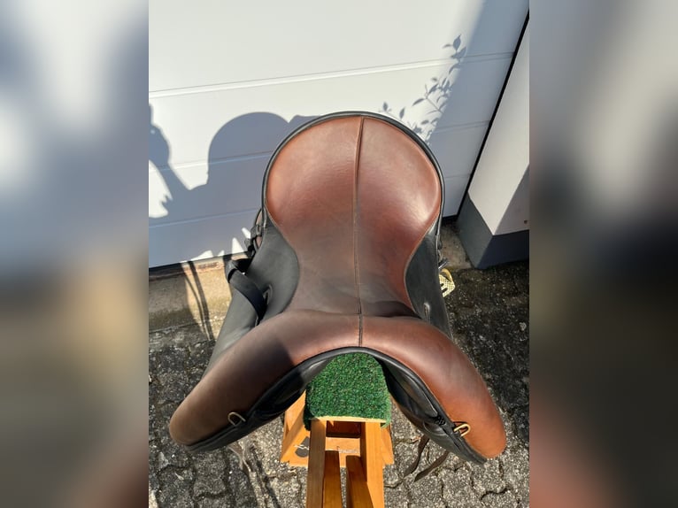 Signum Tulipa 17,0 Zoll, Reitsattel, Pferdesattel