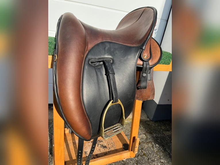 Signum Tulipa 17,0 Zoll, Reitsattel, Pferdesattel