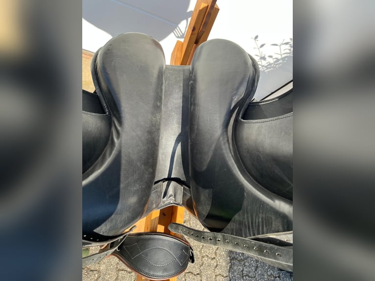 Signum Tulipa 17,0 Zoll, Reitsattel, Pferdesattel