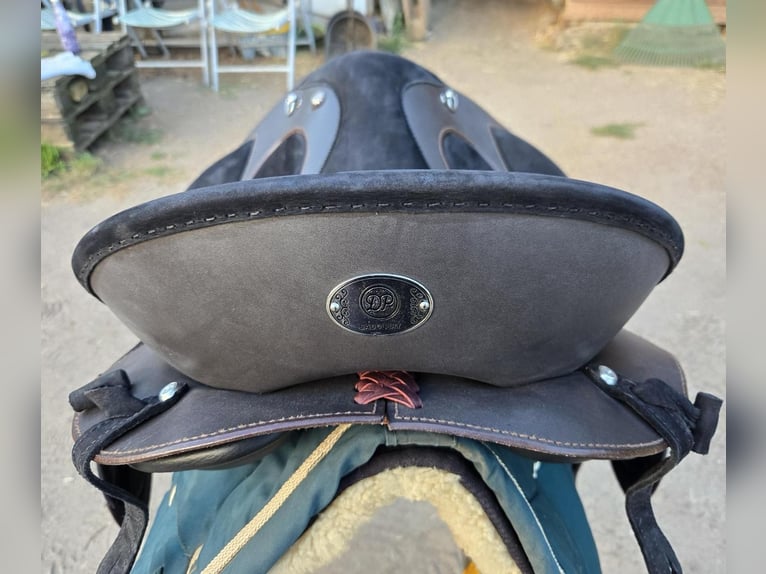 Working Equitation Sattel „El Campo“ von Deuber, designed by Rolf Janzen