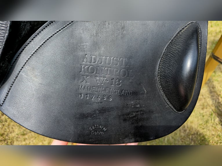  Albion Springsattel Kontrol Sitzfläcke 18“ / Kammerweite XW - Schwarz - Wie neu