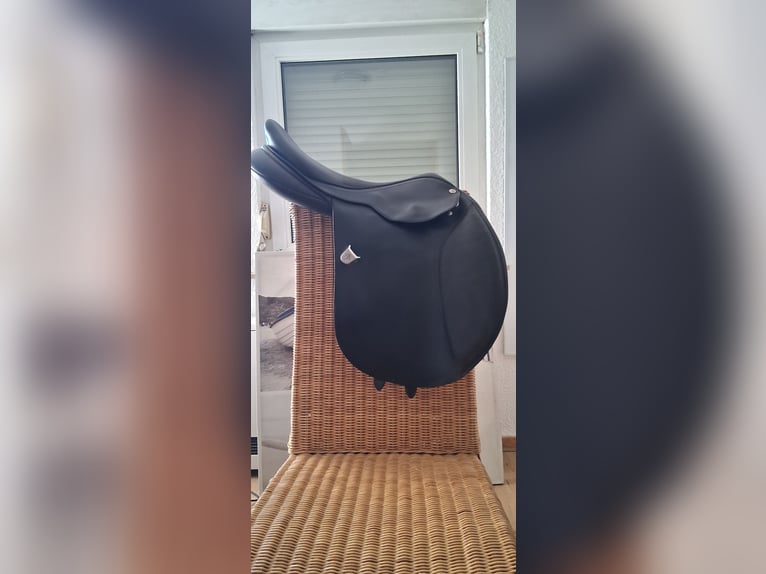 Bates Springsattel Caprilli 17,5 zoll