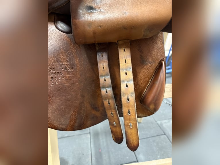 Bruno Delgrange Springsattel 