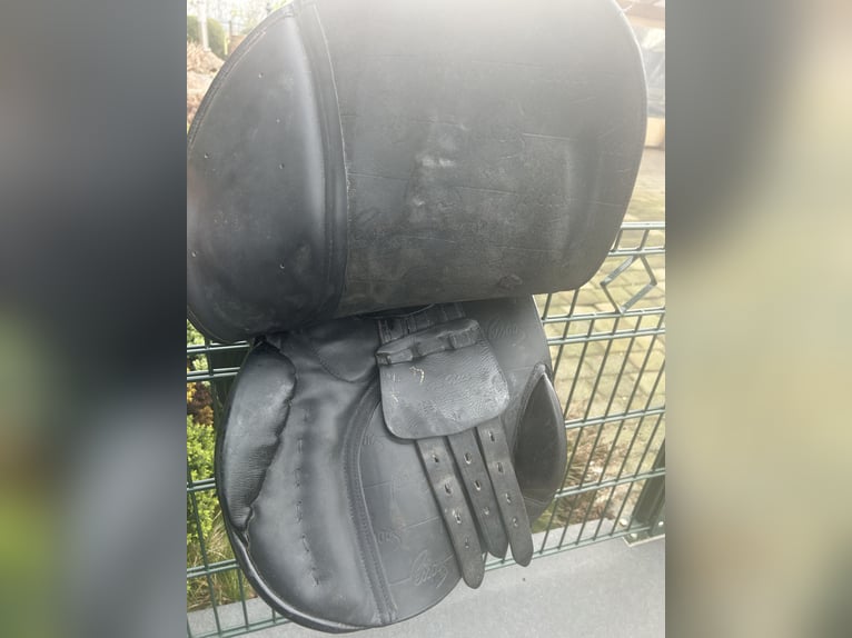 Busse Pessoa Don Neco Springsattel