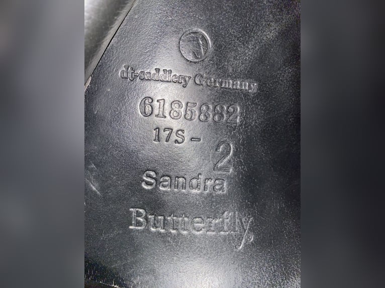 Butterfly Springsattel 17 Zoll Sandra Millitary 2