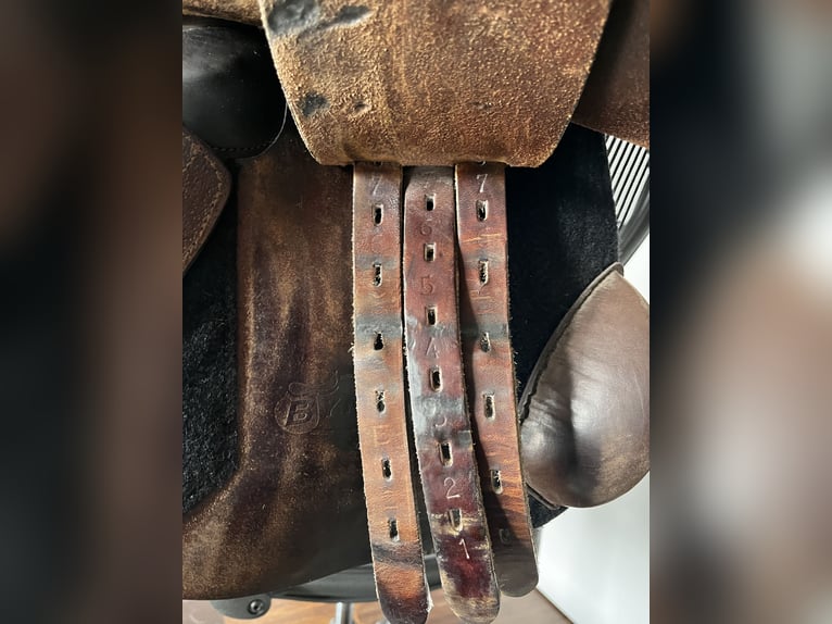 Bynamic Springsattel 17,5 Zoll