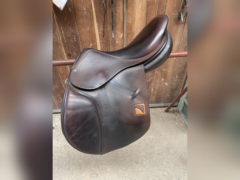 Childeric FAP 17,5 Zoll Springsattel