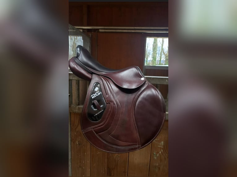 CWD 2G’s Springsattel 17 Zoll zu verkaufen