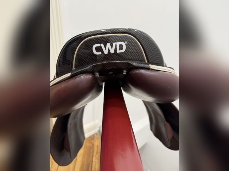 CWD SE25 (2GS) Spring-Sattel | 17" | 2L | TR | Top-Zustand 