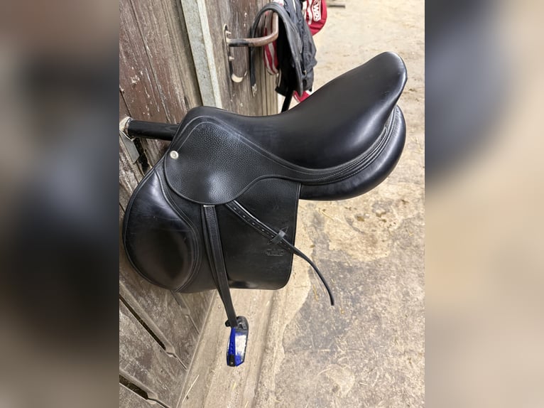 Cwd Springsattel 16zoll + EQuick Stollengurt 130cm