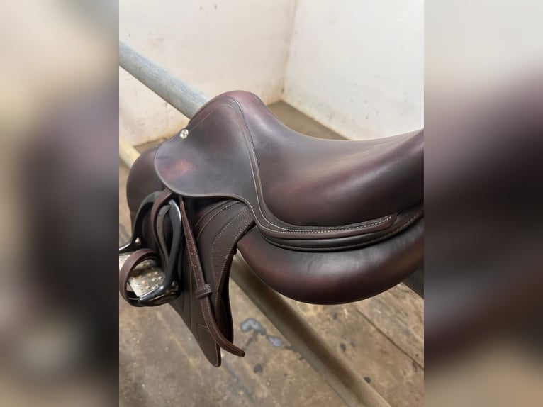 CWD Springsattel 17,5"