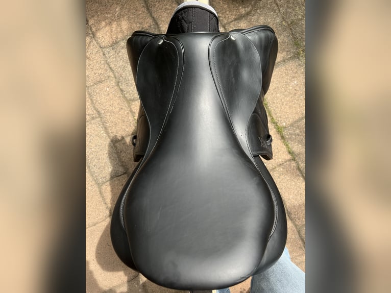 Devoucoux Springsattel schwarz Biarritz S aus 2019