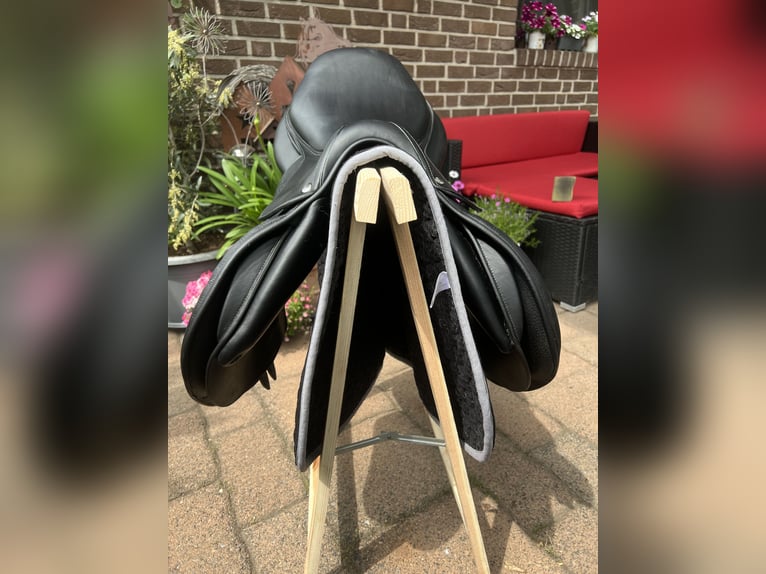 Devoucoux Springsattel schwarz Biarritz S aus 2019