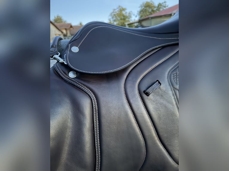 Equiline American Jumper Springsattel 18 Zoll – braun