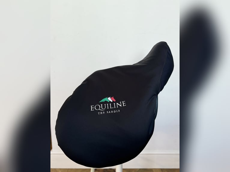 Equiline Challenge Jump Springsattel 17" Kammer 32