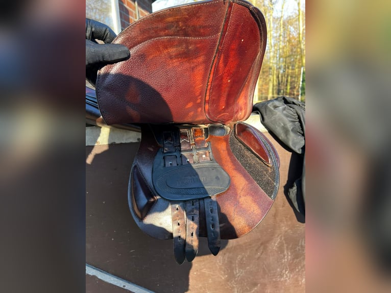 Equiline Elite Springsattel