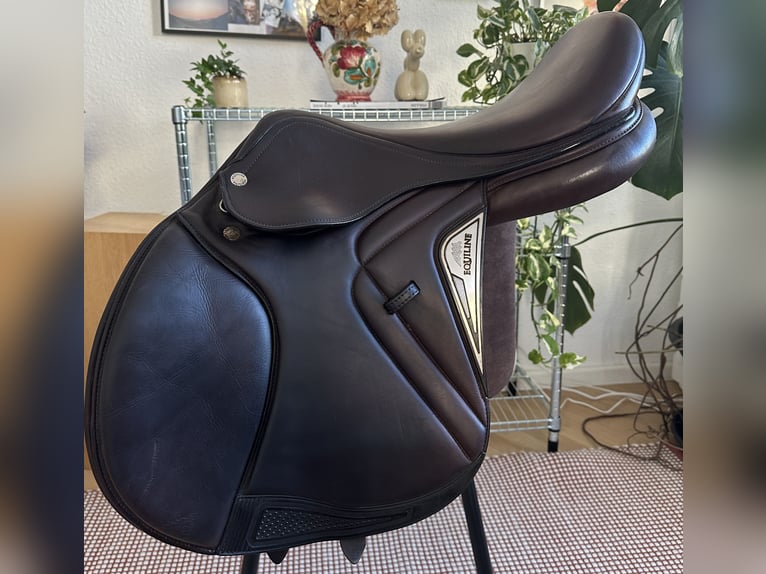 Equiline Springsattel Closer 18 Zoll