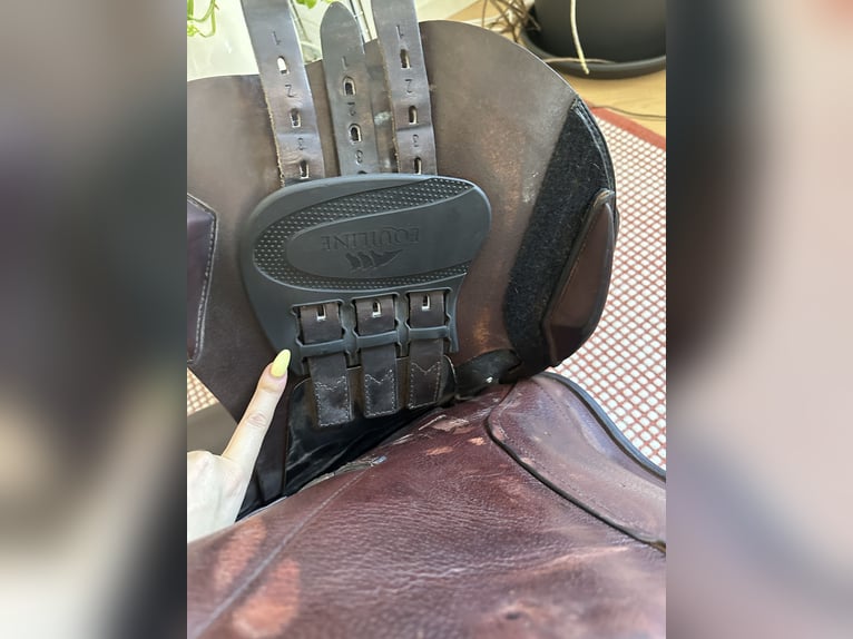 Equiline Springsattel Closer 18 Zoll