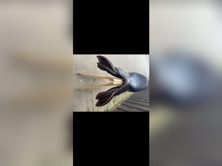 Equiline Springsattel