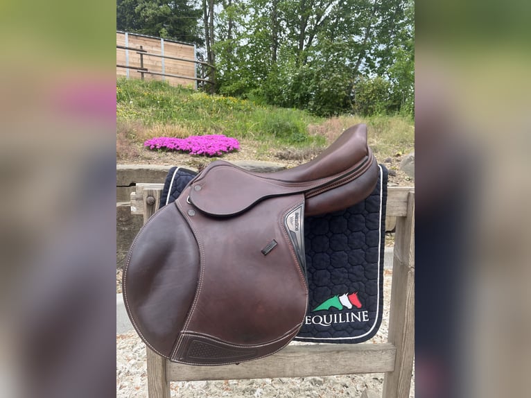 Equiline Springsattel `Major`