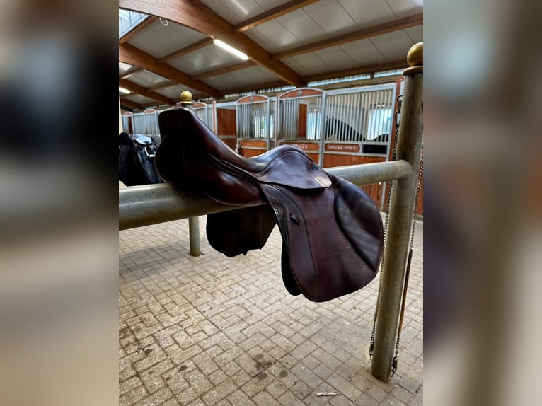 Equiline Springsattel Modell Marghe 17L braun
