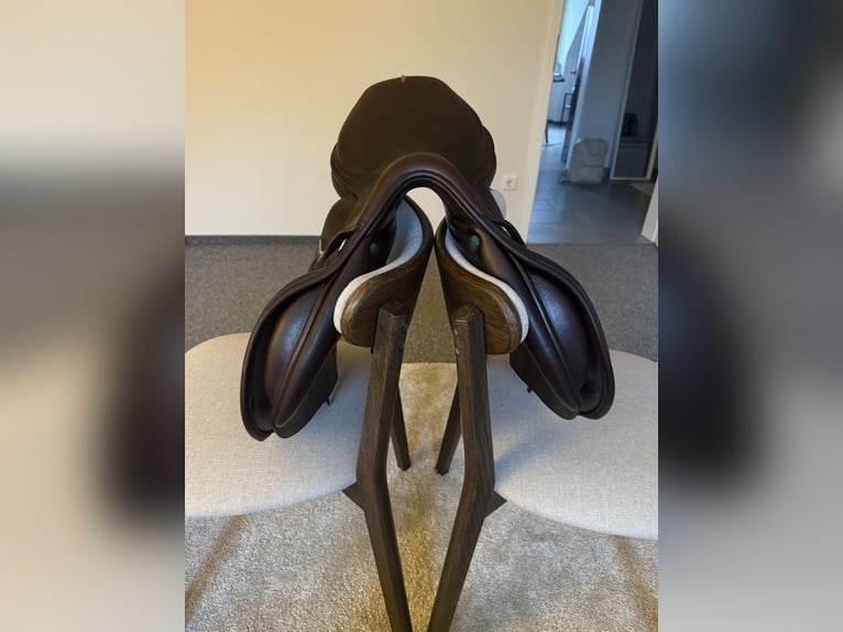 Equipe Springsattel Synergy in braun