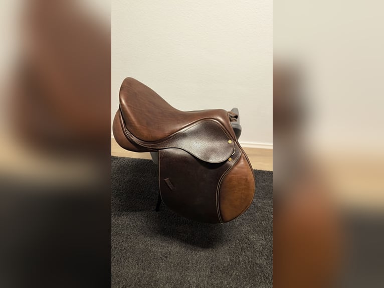 Eric Thomas Fitter 17 Zoll Springsattel braun