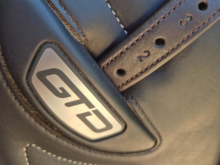 ERREPLUS GTD Springsattel, 17‘‘, KW 33, 1.Hand - neuwertig