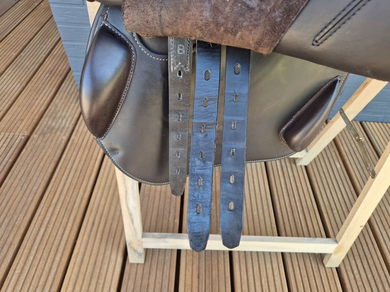 ERREPLUS GTD Springsattel, 17‘‘, KW 33, 1.Hand - neuwertig