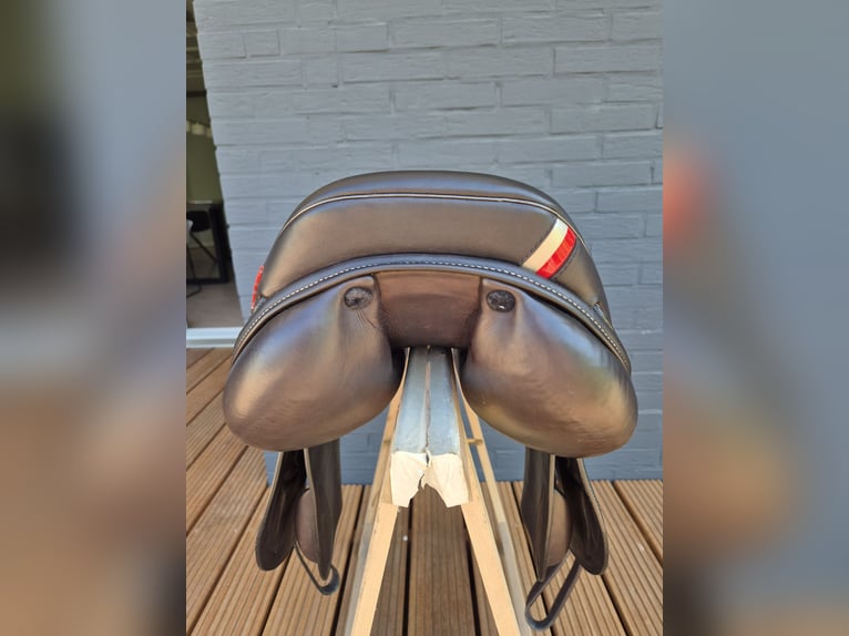 ERREPLUS GTD Springsattel, 17‘‘, KW 33, 1.Hand - neuwertig