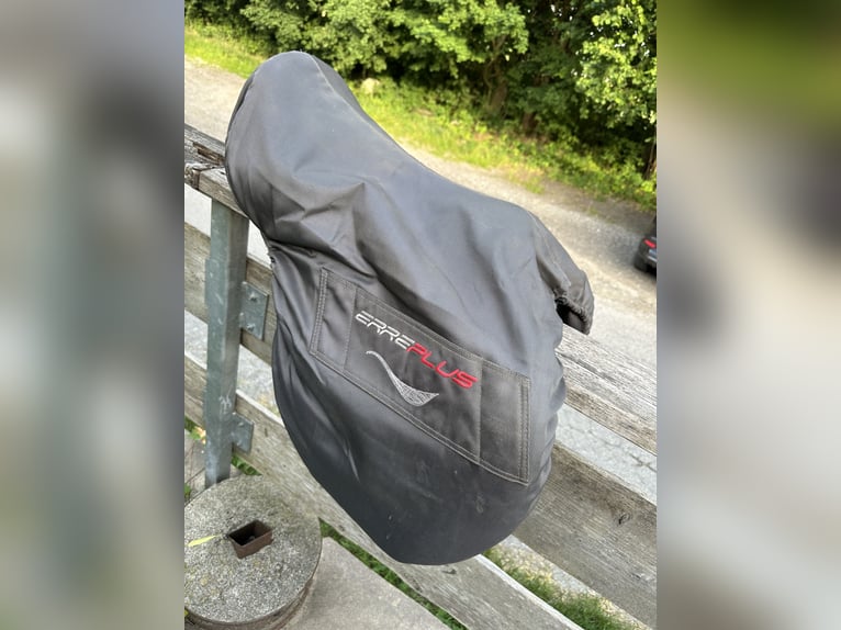 Erreplus JD Springsattel 17/33 NEUwertig braun