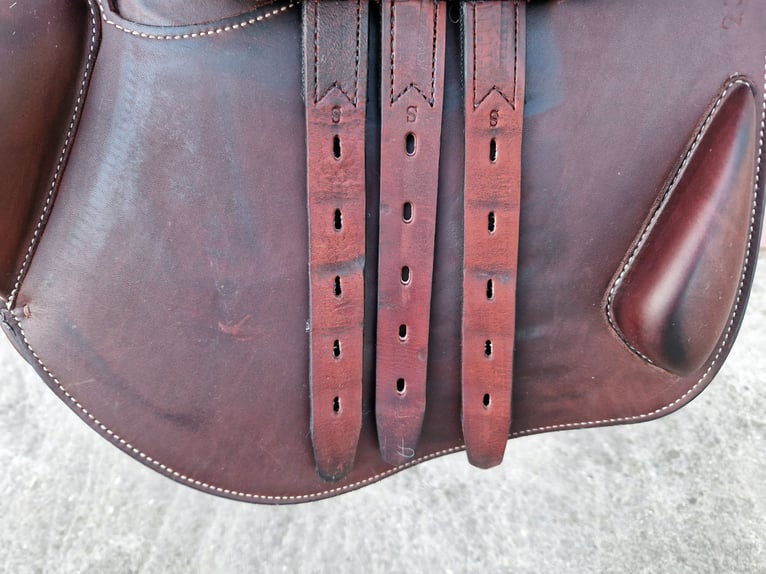 Erreplus JF Springsattel 17/33, tobacco, 2 Jahre alt, kaum benutzt