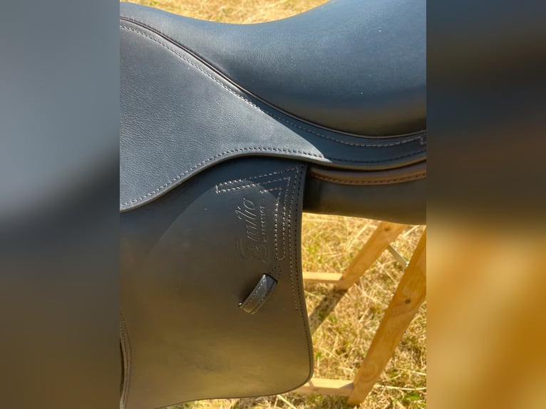 Euroriding / Prestige Emilio Doubliert Springsattel 17/33 neu