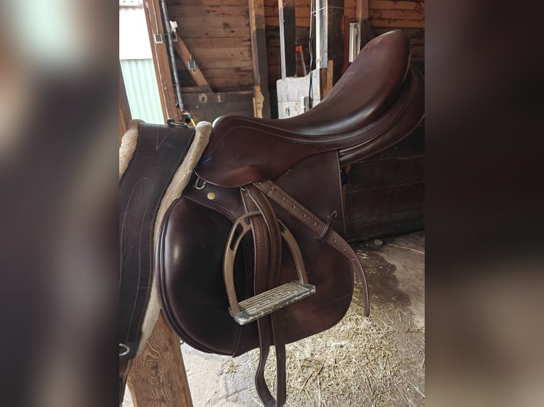 Euroriding Prestige Roberto Springsattel 17/34