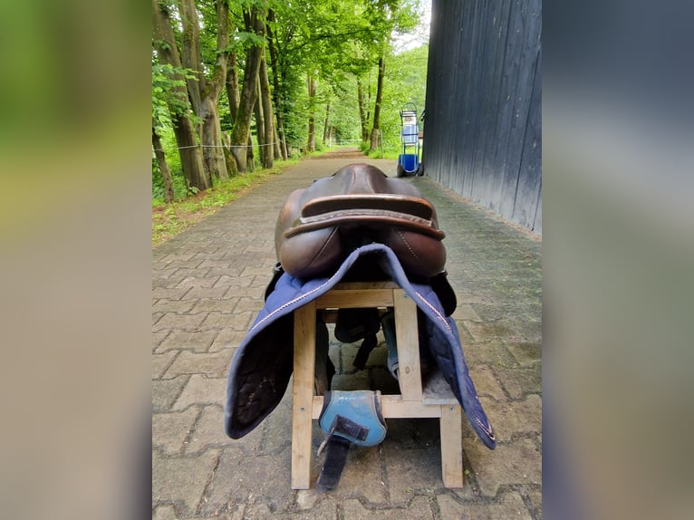 Höpfner springsattel 17 zoll mittlere kammer braun